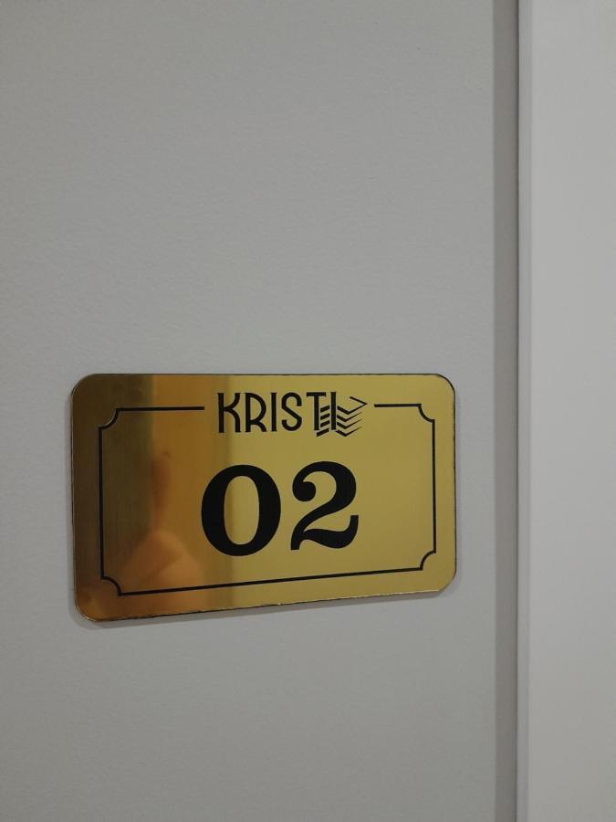 Kristi Apartments 02 Тирана Екстериор снимка