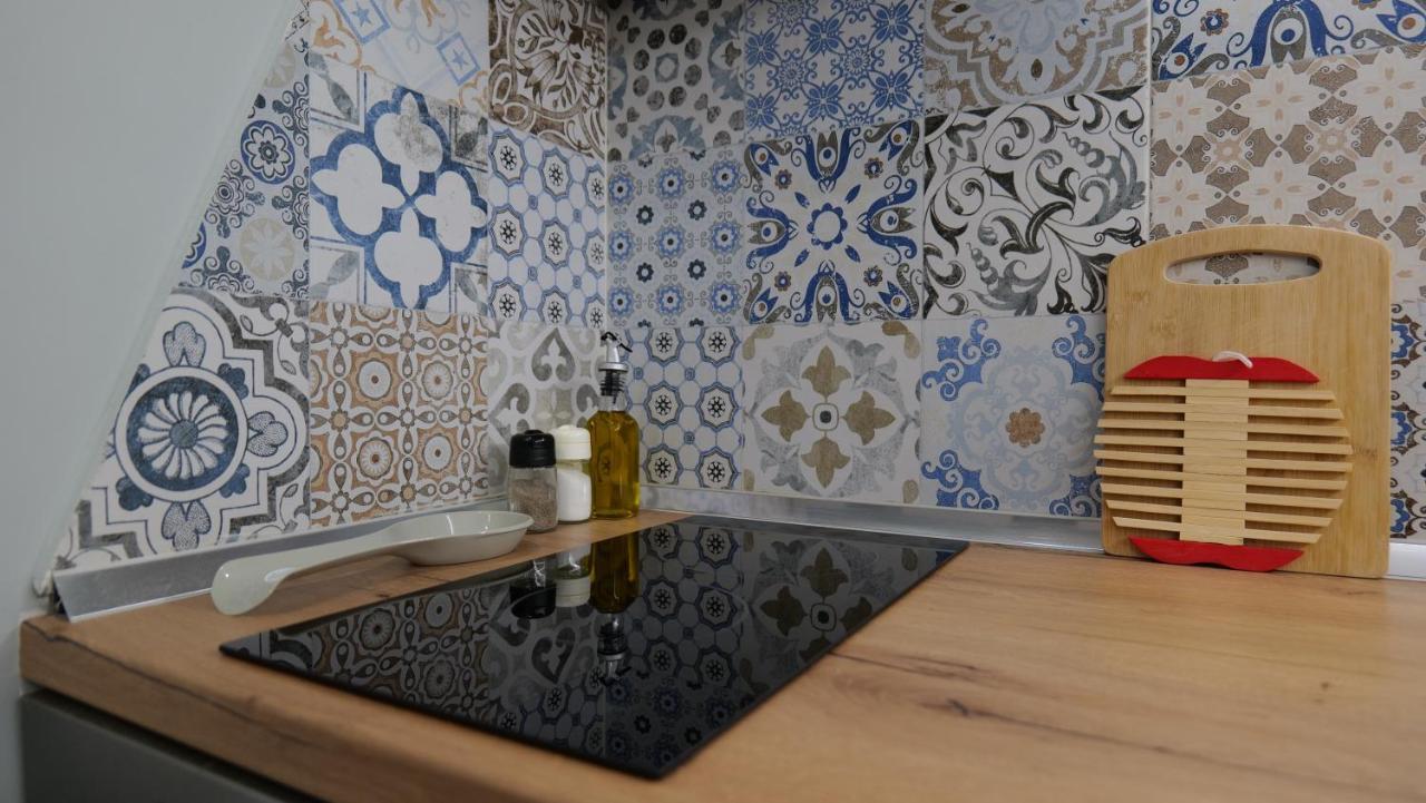 Kristi Apartments 02 Тирана Екстериор снимка