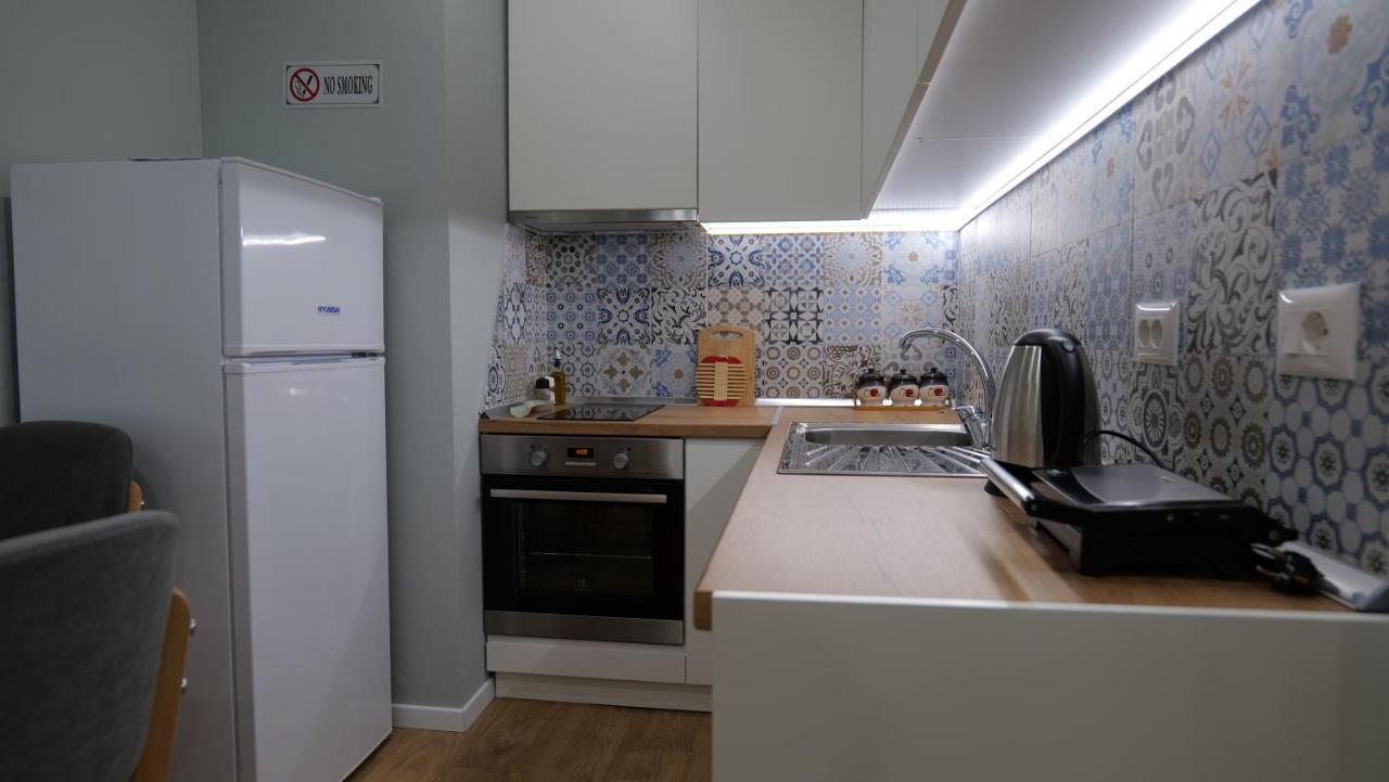 Kristi Apartments 02 Тирана Екстериор снимка