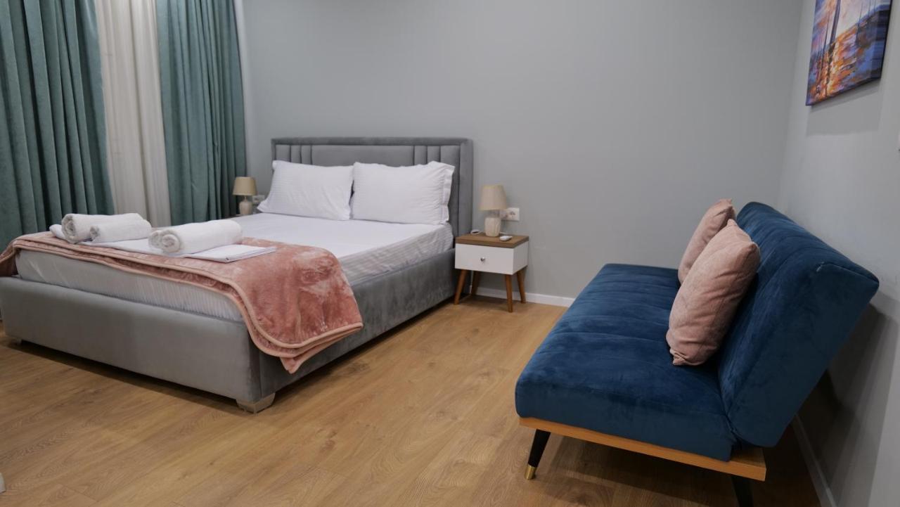 Kristi Apartments 02 Тирана Екстериор снимка